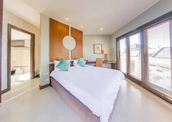 Simone Bali Villa *